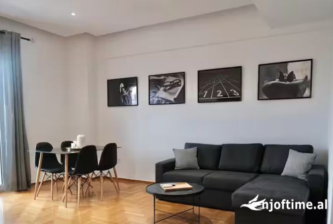 Shtepi me qera 1+1 ne Tirane - 730 Euro