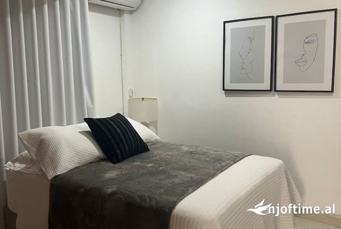 Shtepi me qera 2+1 ne Tirane - 800 Euro