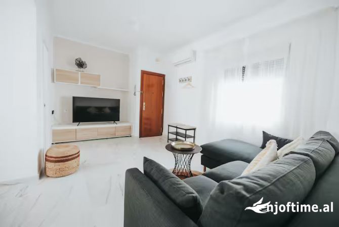 Shtepi me qera 2+1 ne Tirane - 550 Euro