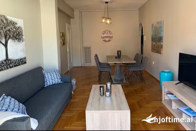 Shtepi me qera 2+1 ne Tirane - 650 Euro