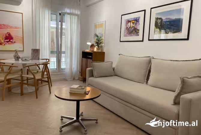 Shtepi me qera 2+1 ne Tirane - 550 Euro