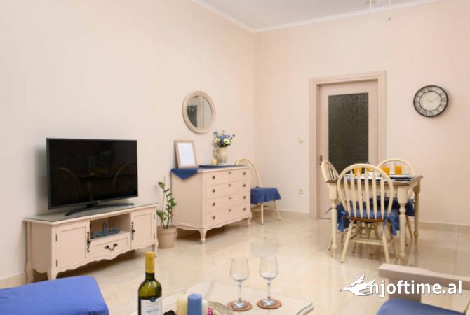Shtepi me qera 1+1 ne Tirane - 510 Euro