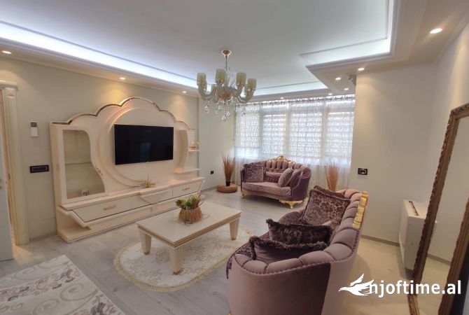 Shtepi ne shitje 3+1 ne Tirane - 265,000 Euro