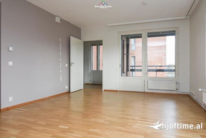 Ambient biznesi me qera 3+1 ne Tirane - 800 Euro