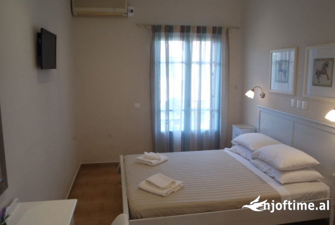 Shtepi me qera 2+1 ne Tirane - 460 Euro