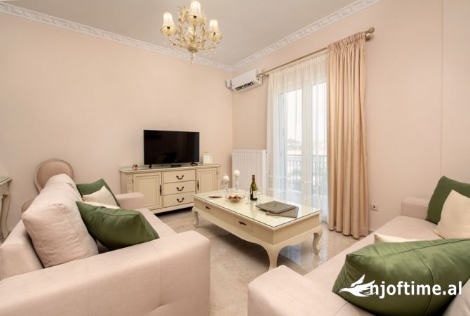 Shtepi ne shitje 1+1 ne Tirane - 142,000 Euro