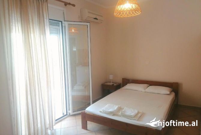 Shtepi me qera 2+1 ne Tirane - 450 Euro