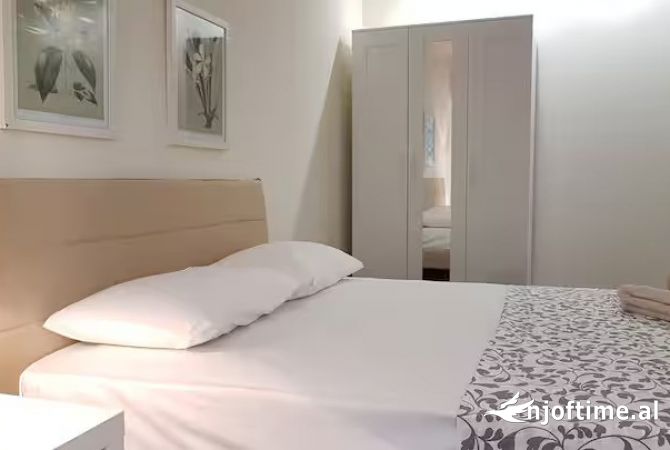 Shtepi me qera 2+1 ne Tirane - 450 Euro