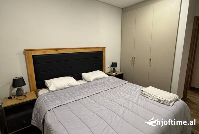 Shtepi me qera 2+1 ne Tirane - 700 Euro