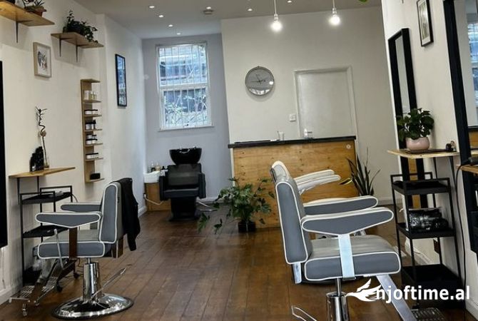 Ambient biznesi me qera 1+1 ne Tirane - 400 Euro