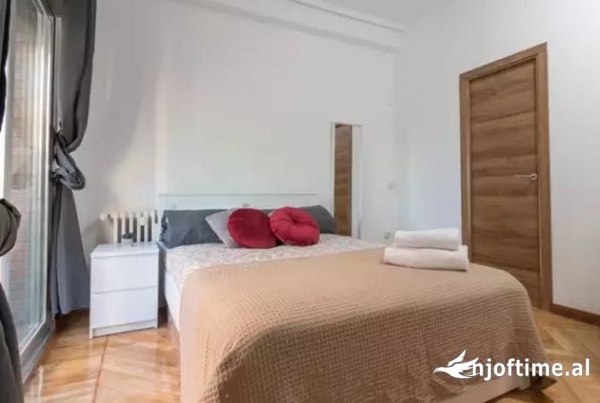 Shtepi me qera 1+1 ne Tirane - 600 Euro
