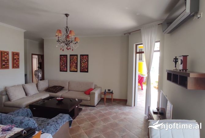 Shtepi me qera 1+1 ne Tirane - 640 Euro