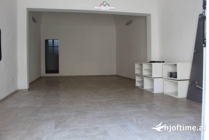 Business Property in Sale 1+1 in Tirana - 160,000 Euro
