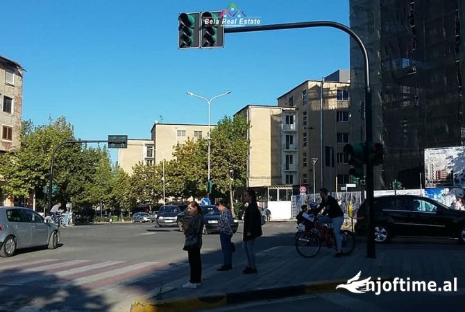 Ambient biznesi ne shitje 6+1 ne Tirane - 280,000 Euro