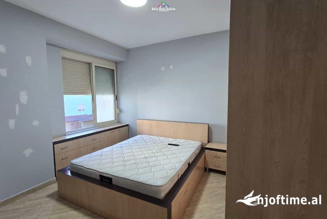 Shtepi me qera Apartament ne Tirane, 1+1, Mobilimi E mobiluar, Pagesa 500  Euro.
