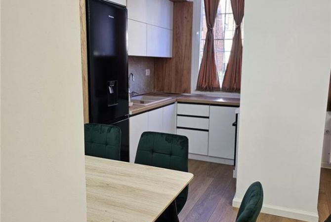 Shtepi me qera Apartament ne Tirane, 1+1, Mobilimi E mobiluar, Pagesa 600  Euro.