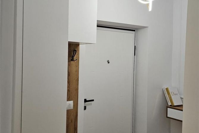 Shtepi me qera Apartament ne Tirane, 1+1, Mobilimi E mobiluar, Pagesa 600  Euro.