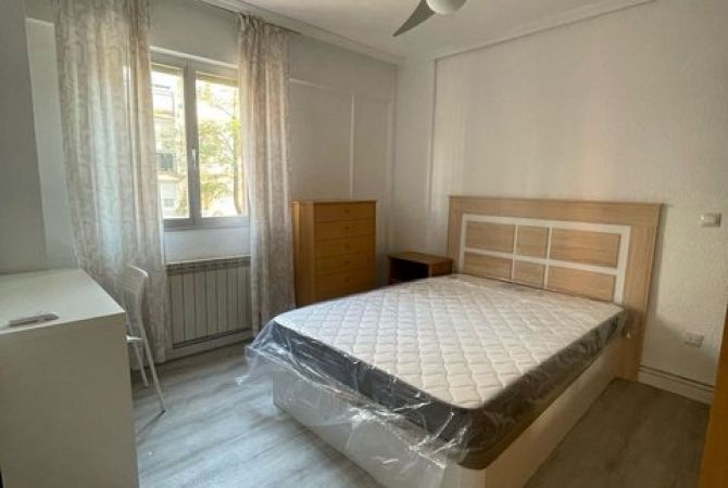 Shtepi me qera 2+1 ne Tirane - 400 Euro