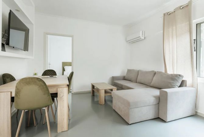 Shtepi me qera 2+1 ne Tirane - 650 Euro