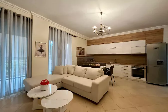 Shtepi me qera 3+1 ne Tirane - 750 Euro