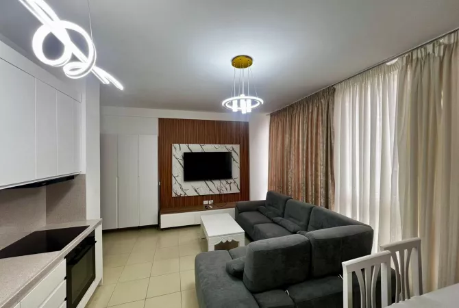 Shtepi me qera 2+1 ne Tirane - 650 Euro