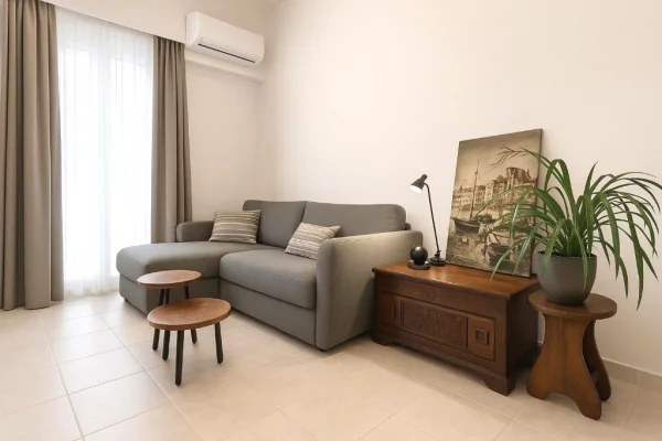 Shtepi me qera 2+1 ne Tirane - 900 Euro