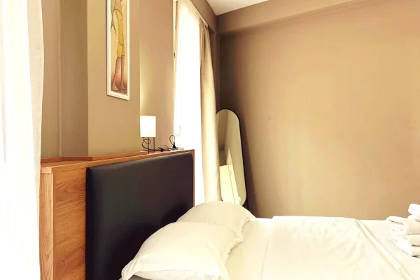 Shtepi me qera 1+1 ne Tirane - 50,000 Leke