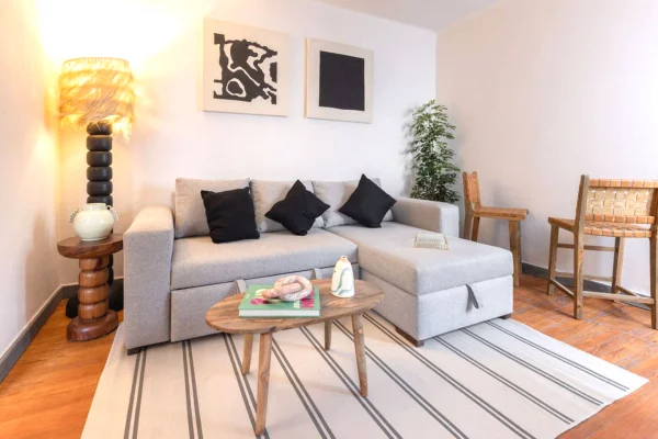 Shtepi me qera 1+1 ne Tirane - 50,000 Leke