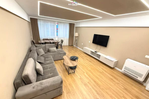 Shtepi me qera 2+1 ne Tirane - 110,000 Leke