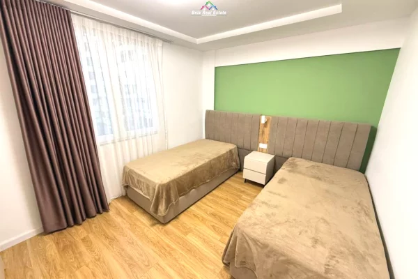 Shtepi me qera Apartament ne Tirane, 2+1, Mobilimi E mobiluar, Pagesa 110,000  Leke.