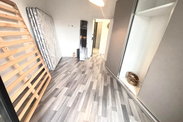 Shtepi me qera 1+1 ne Tirane - 700 Euro