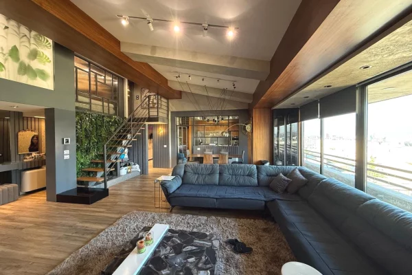 Shtepi me qera 3+1 ne Tirane - 190,000 Leke