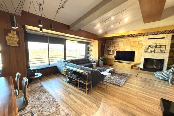 Shtepi me qera Apartament ne Tirane, 3+1, Mobilimi E mobiluar, Pagesa 190,000  Leke.