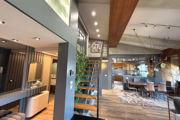 Shtepi me qera Apartament ne Tirane, 3+1, Mobilimi E mobiluar, Pagesa 190,000  Leke.