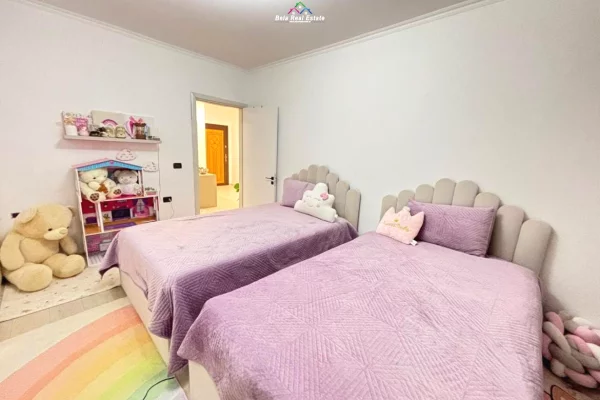 Shtepi me qera Apartament ne Tirane, 2+1, Mobilimi E mobiluar, Pagesa 70,000  Leke.