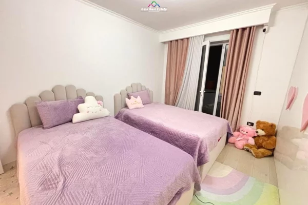 Shtepi me qera Apartament ne Tirane, 2+1, Mobilimi E mobiluar, Pagesa 70,000  Leke.