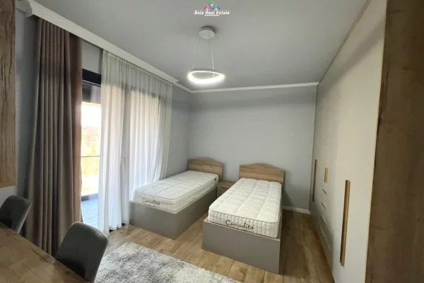 Shtepi me qera Apartament ne Tirane, 2+1, Mobilimi E mobiluar, Pagesa 1,500  Euro.