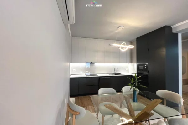 Shtepi me qera Apartament ne Tirane, 2+1, Mobilimi E mobiluar, Pagesa 1,500  Euro.