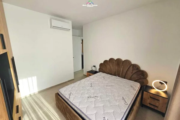 Shtepi me qera Apartament ne Tirane, 2+1, Mobilimi E mobiluar, Pagesa 1,300  Euro.
