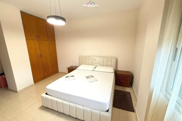 Shtepi me qera 1+1 ne Tirane - 700 Euro