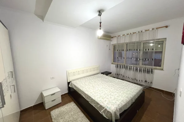 Shtepi me qera 1+1 ne Tirane - 410 Euro