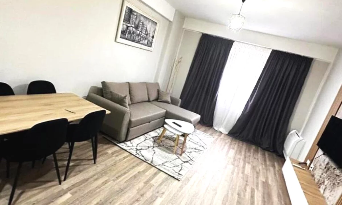 Shtepi me qera Apartament ne Tirane, 1+1, Mobilimi E mobiluar, Pagesa 510  Euro.