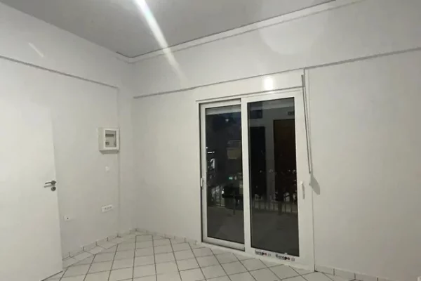 Ambient biznesi me qera 3+1 ne Tirane - 410 Euro