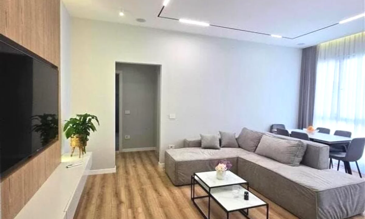 Shtepi me qera Apartament ne Tirane, 1+1, Mobilimi E mobiluar, Pagesa 1,300  Euro.