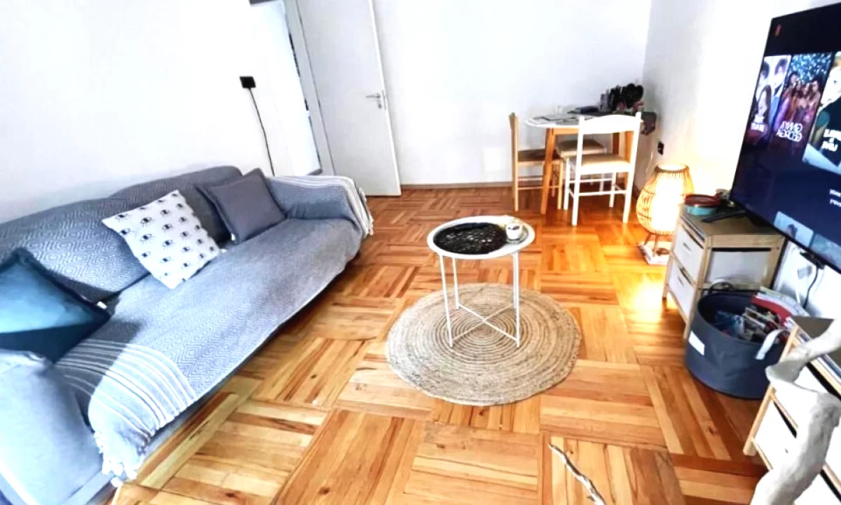 Shtepi me qera Apartament ne Tirane, 1+1, Mobilimi E mobiluar, Pagesa 470  Euro.