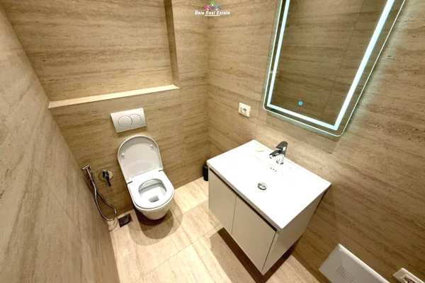 Shtepi me qera 2+1 ne Tirane - 1,150 Euro