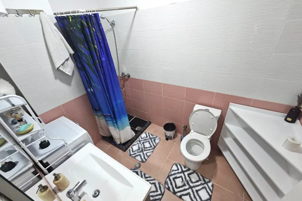 Shtepi me qera 1+1 ne Tirane - 550 Euro