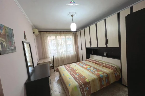 Shtepi me qera 1+1 ne Tirane - 410 Euro