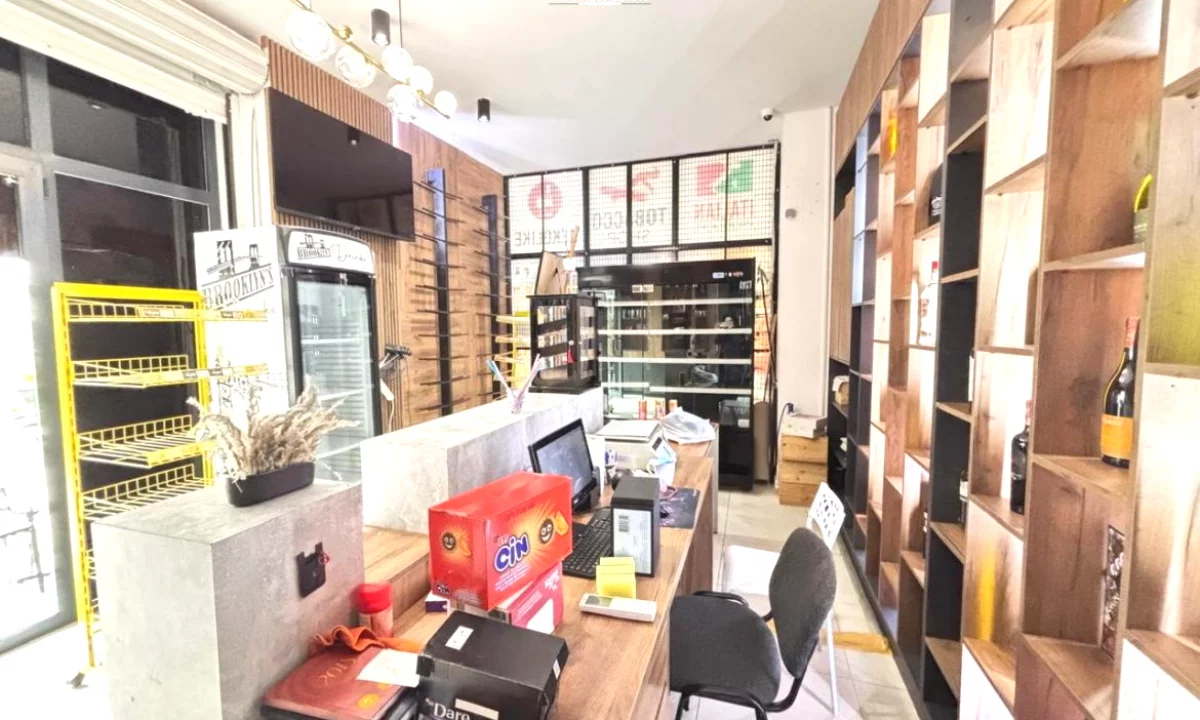 Dyqan Me Qera Fusha E Aviacionit (ID BD21789) Tirane