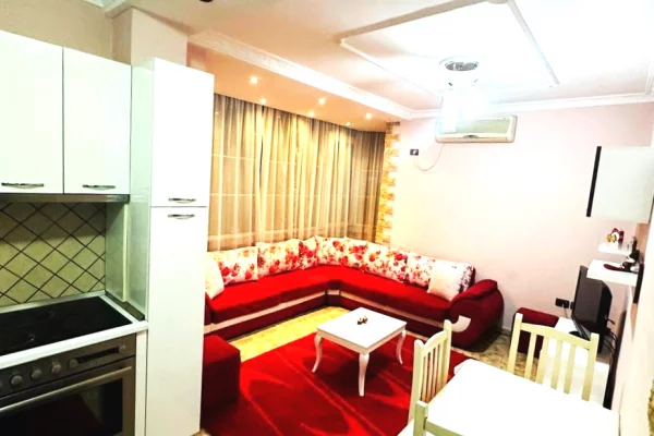 Shtepi me qera 2+1 ne Tirane - 620 Euro